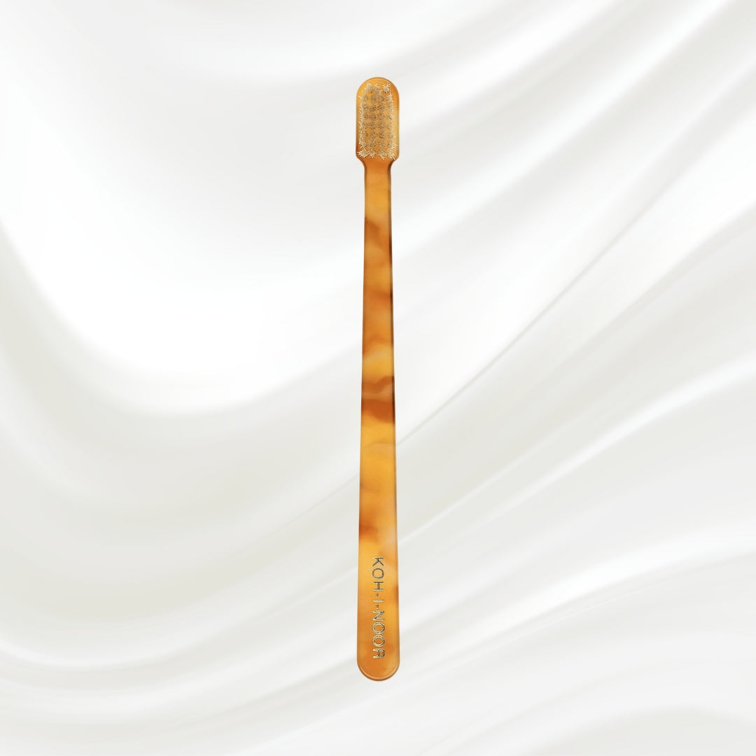 Coccola Toothbrush with Natural Bristles - Medium by KOH-I-NOOR Beauty USA