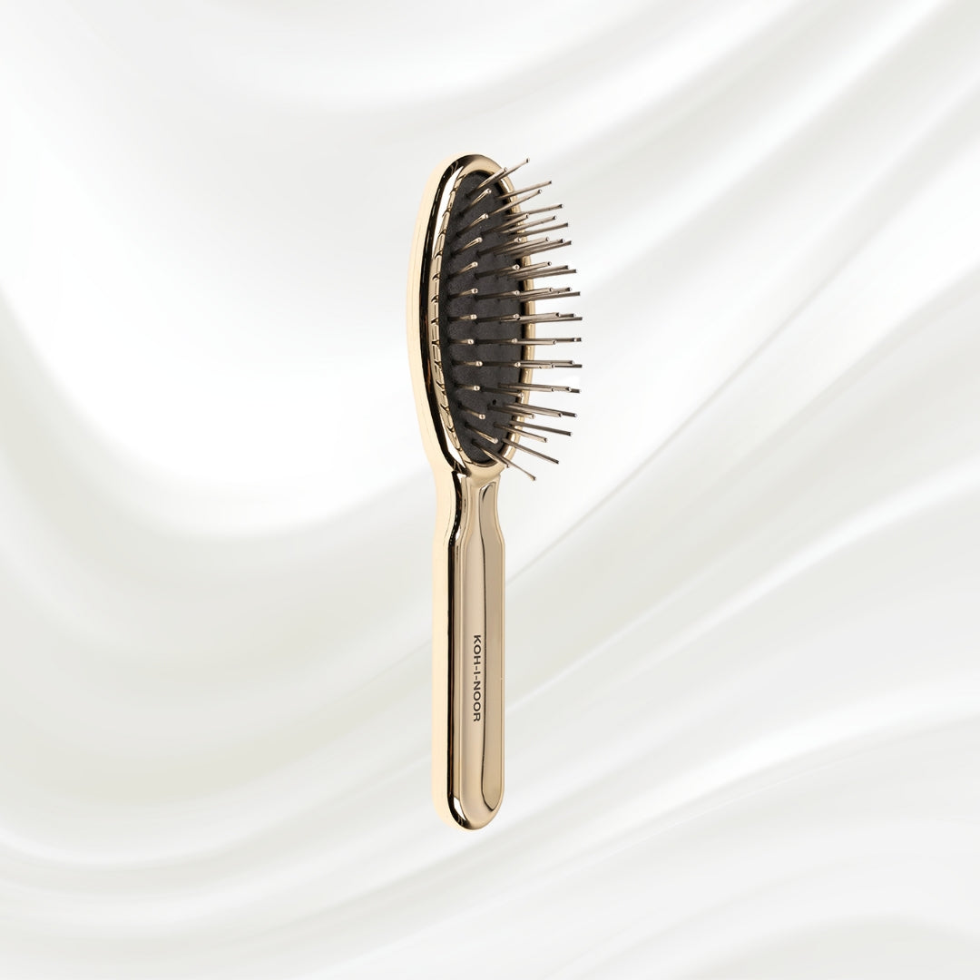 7112G KOH-I-NOOR Metallic hairbrush with gold plated handle, and metallic pins; KOH-I-NOOR's logo stamped on the handle
