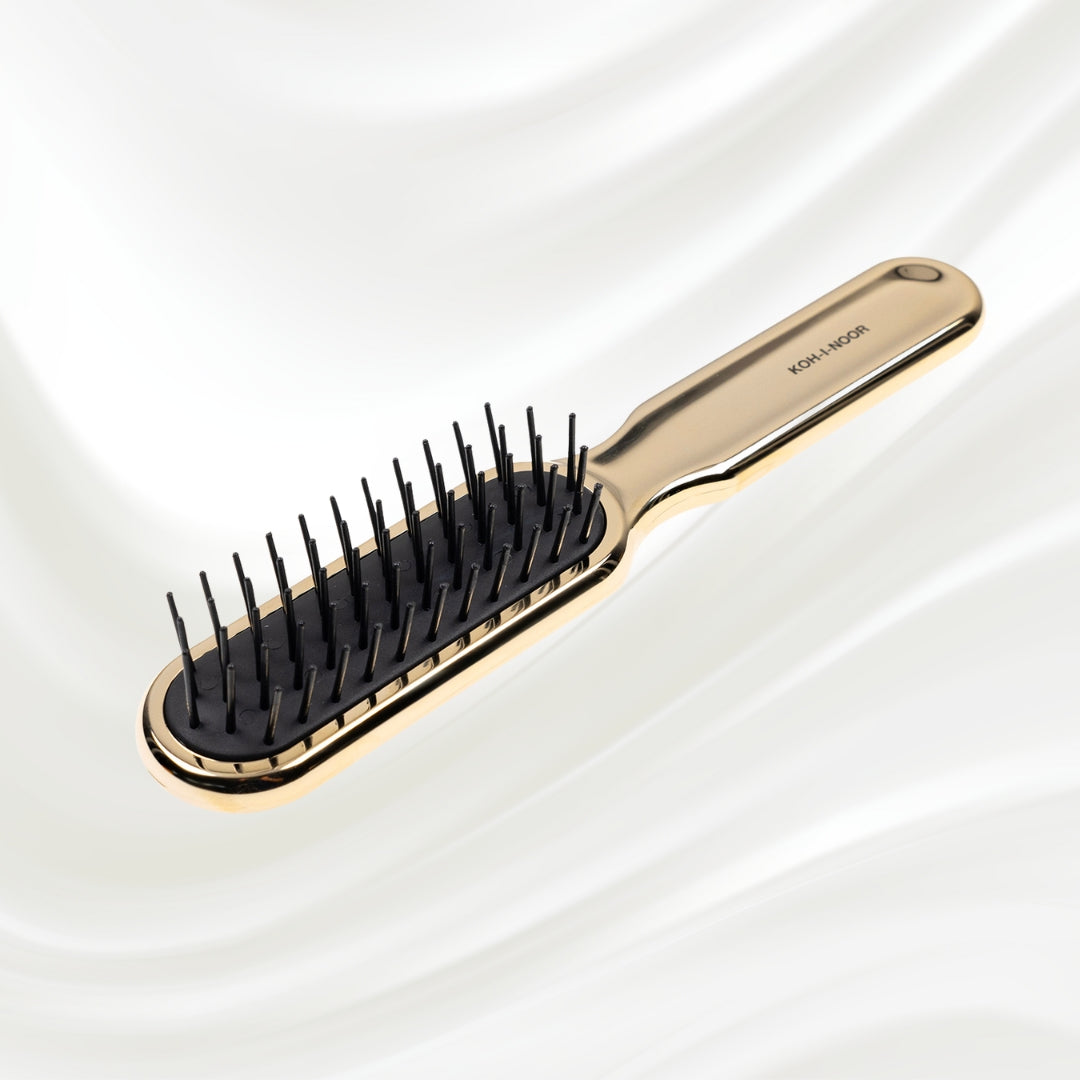 7115G KOH-I-NOOR Metallic styling brush with gold plated handle; KOH-I-NOOR's logo stamped on the handle