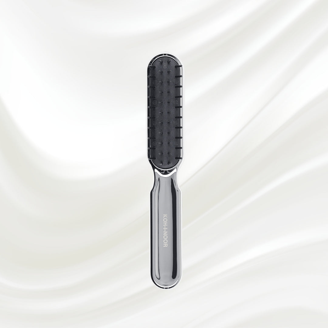 7115KK KOH-I-NOOR Metallic styling brush with chrome plated handle; KOH-I-NOOR's logo stamped on the handle