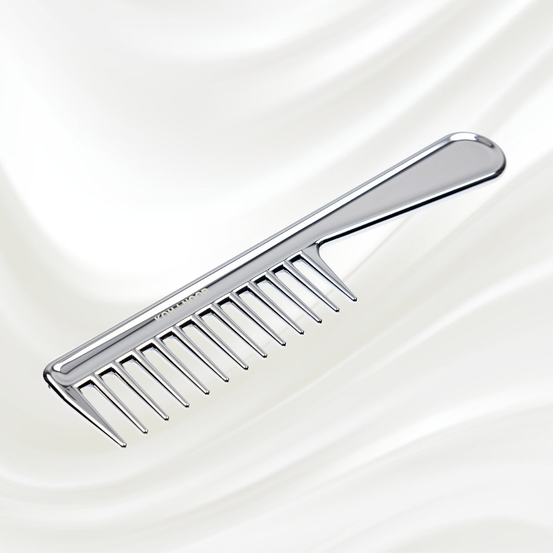 7130KK KOH-I-NOOR Metallic combwith chrome plated handle. KOH-I-NOOR's logo stamped on the comb