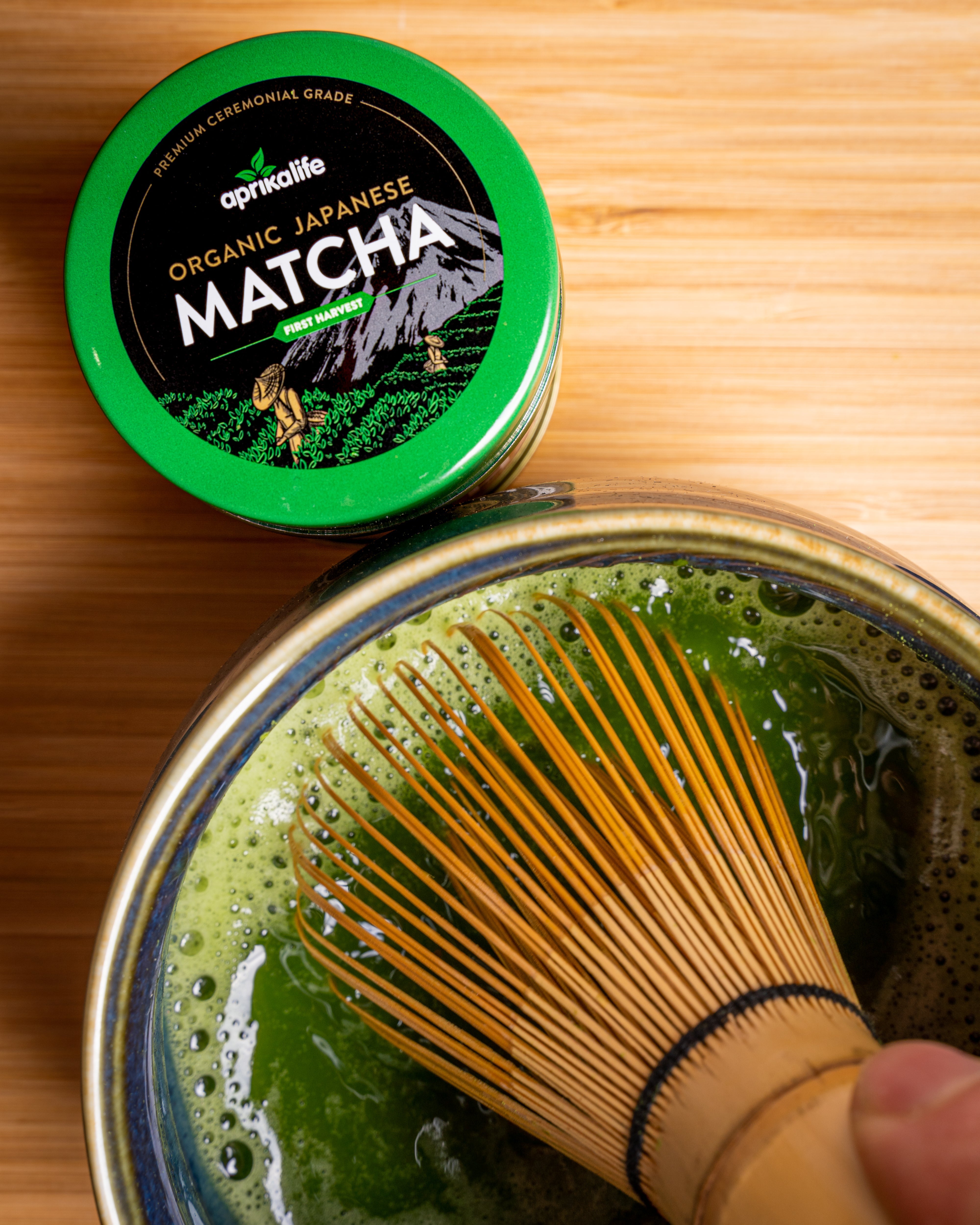 Organic Japanese Ceremonial Grade Matcha Green Tea Powder by Aprika Life