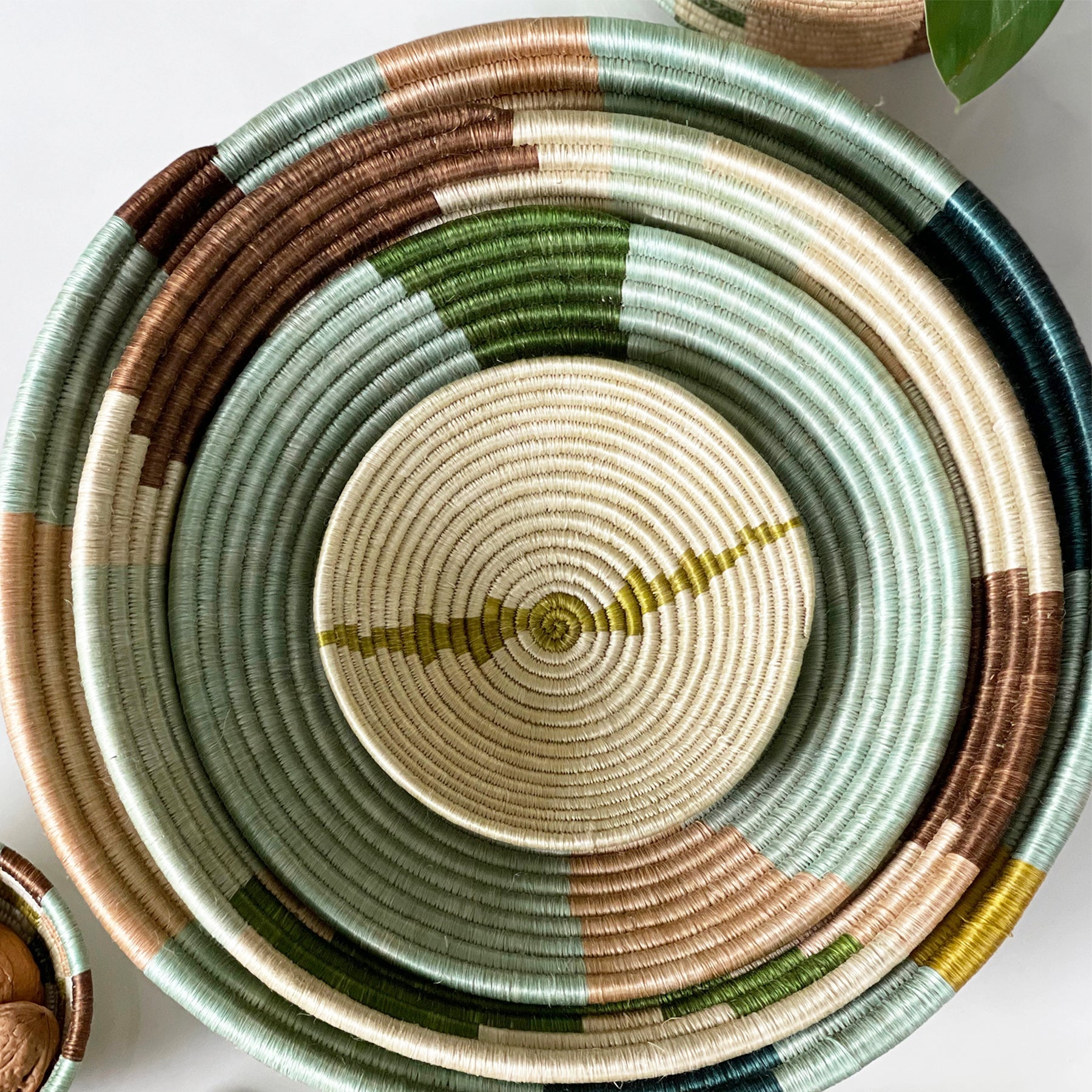  6" Small Striped Olive Round Basket by Kazi Goods - Wholesale Kazi Goods - Wholesale Perfumarie
