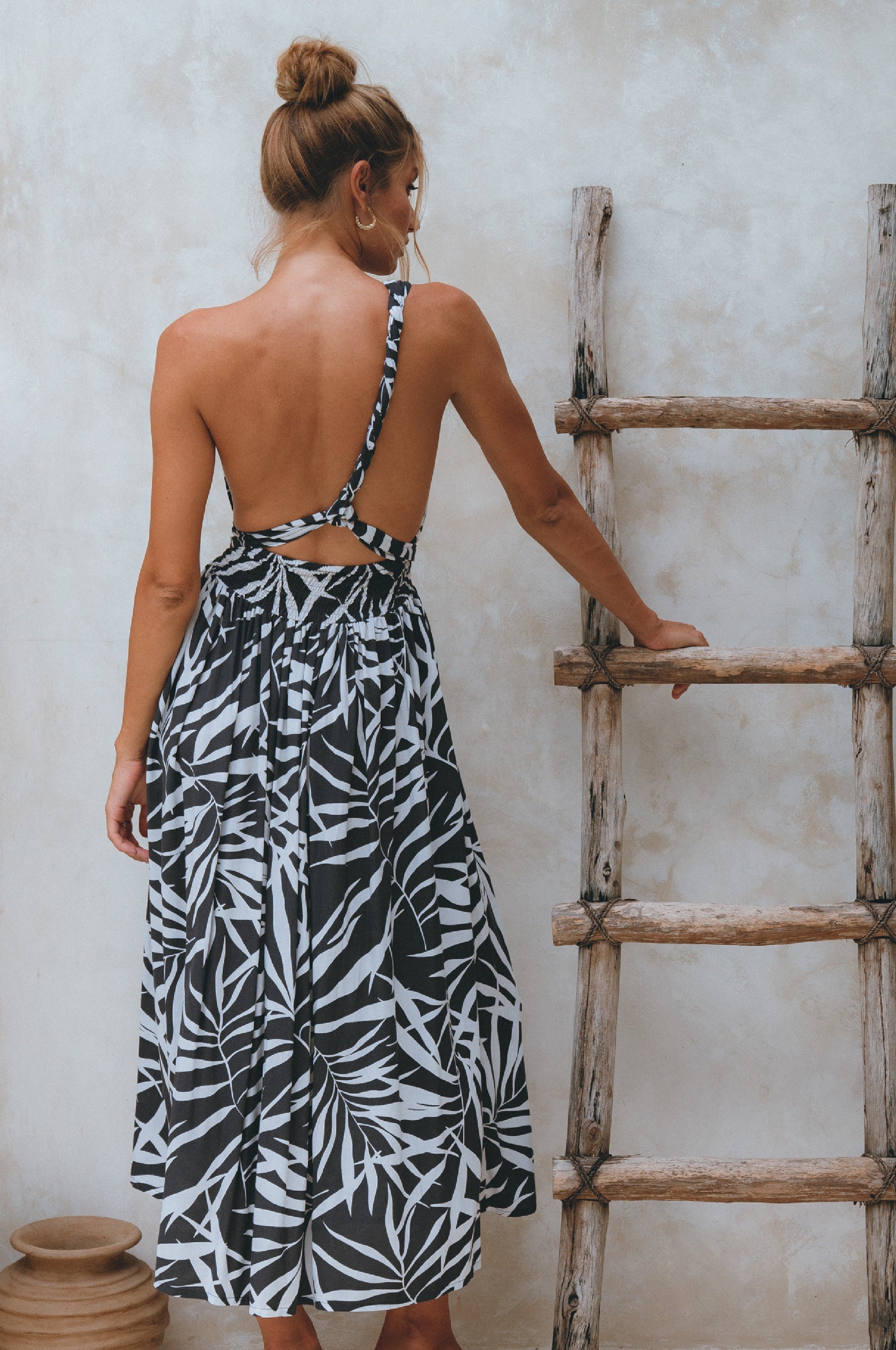 Glowing Hera Infinity Dress by Bali ELF