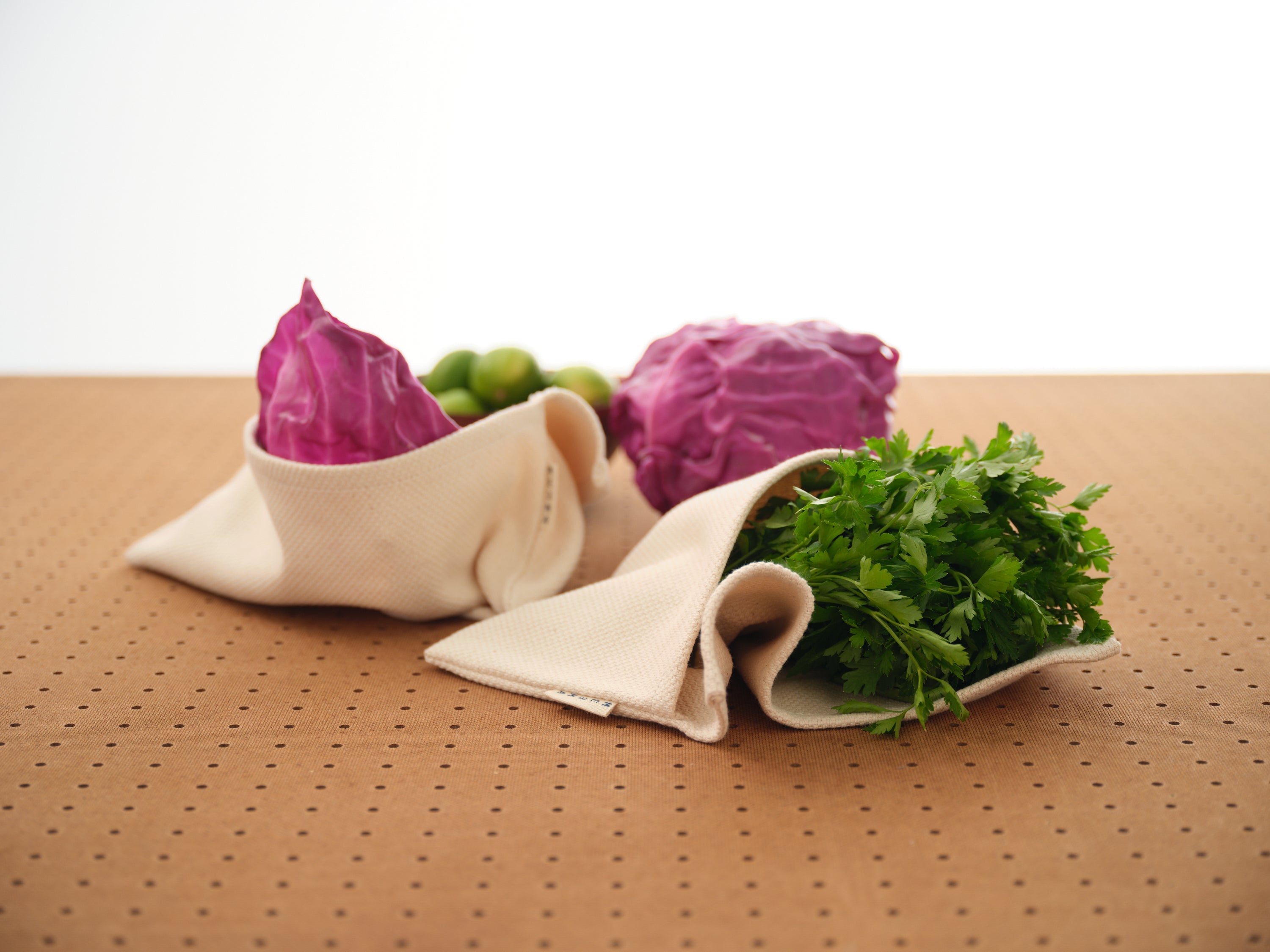 Vegetable Crisper Bags by MEEMA