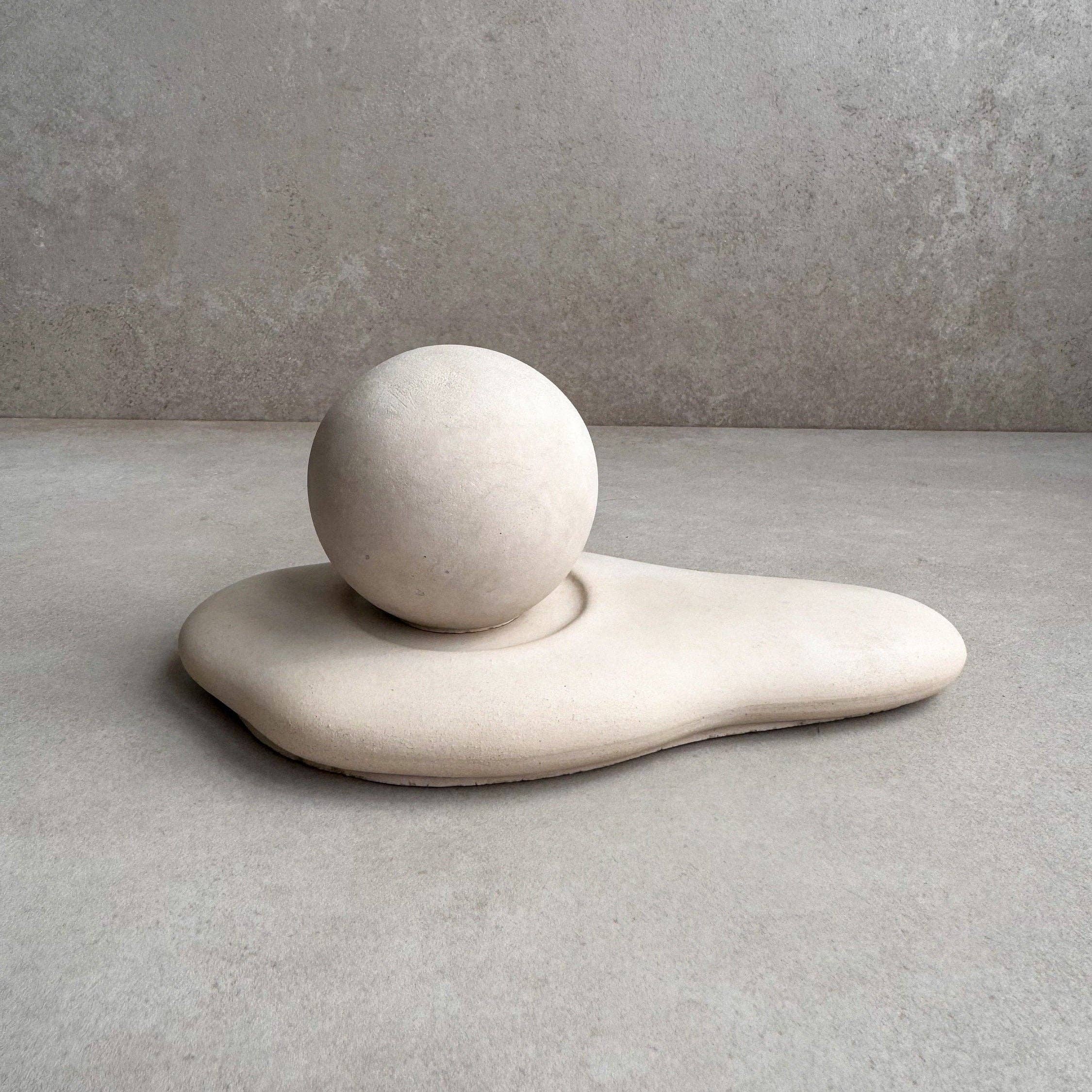 Minimal Loot Design - Abstract Passive Essential Oil Diffuser