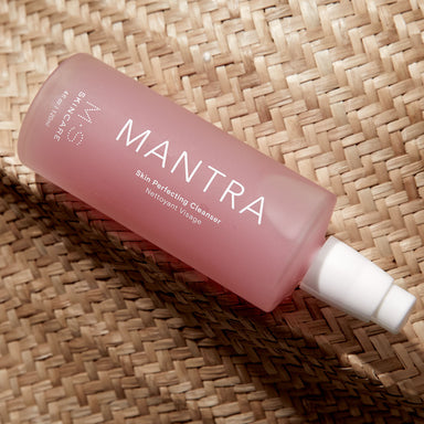  MANTRA | Skin Perfecting Cleanser Mullein and Sparrow Perfumarie