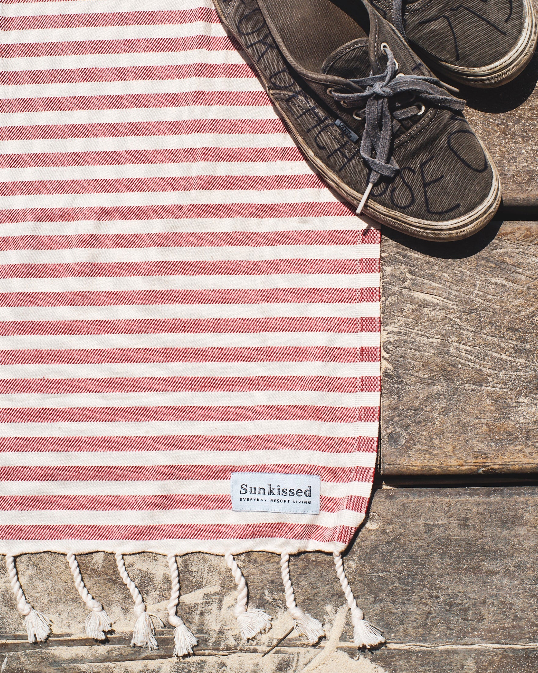  Bermuda • Sand Free Beach Towel by Sunkissed Sunkissed Perfumarie