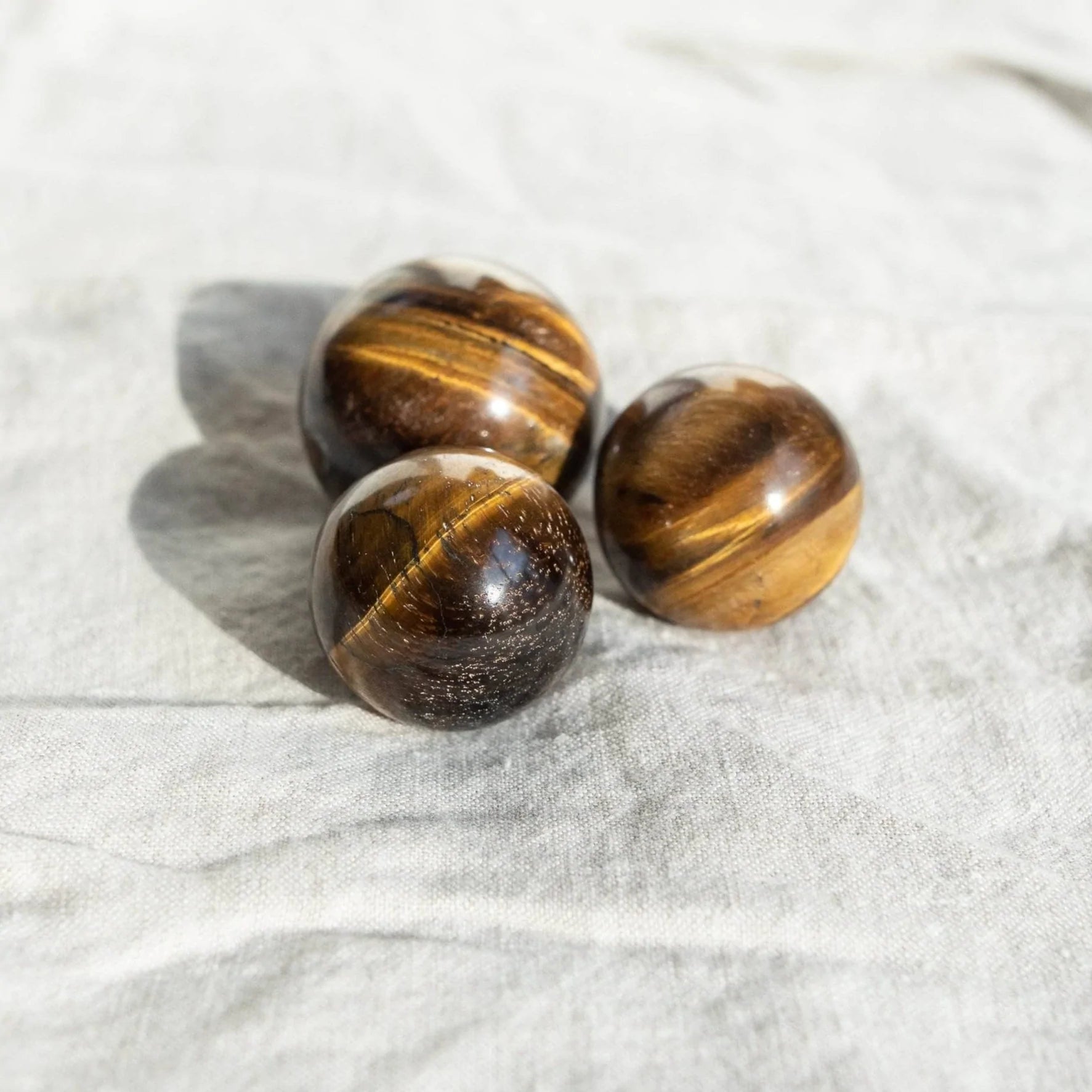  Tiger Eye Sphere by Tiny Rituals Tiny Rituals Perfumarie