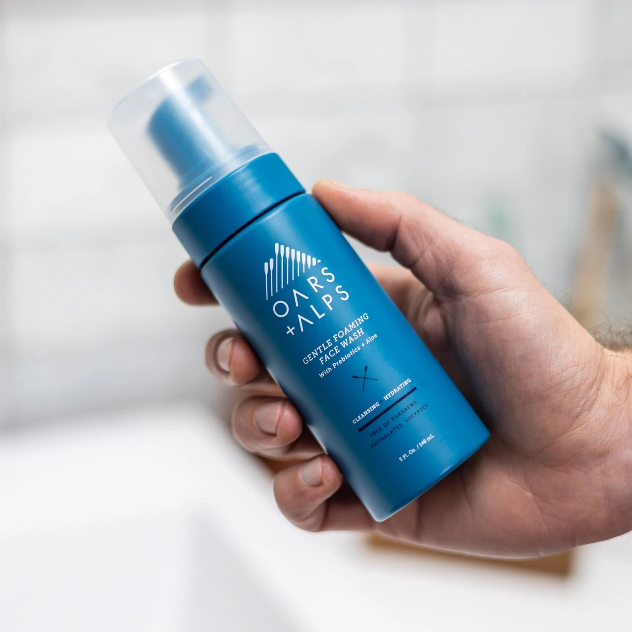  Gentle Foaming Face Wash by Oars + Alps Oars + Alps Perfumarie