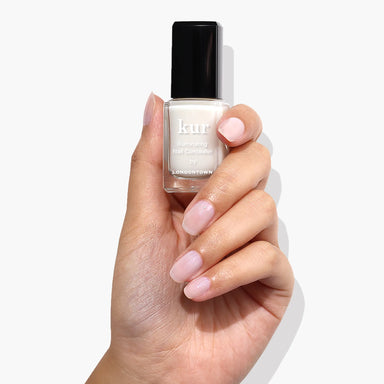  Illuminating Nail Concealer by LONDONTOWN LONDONTOWN Perfumarie