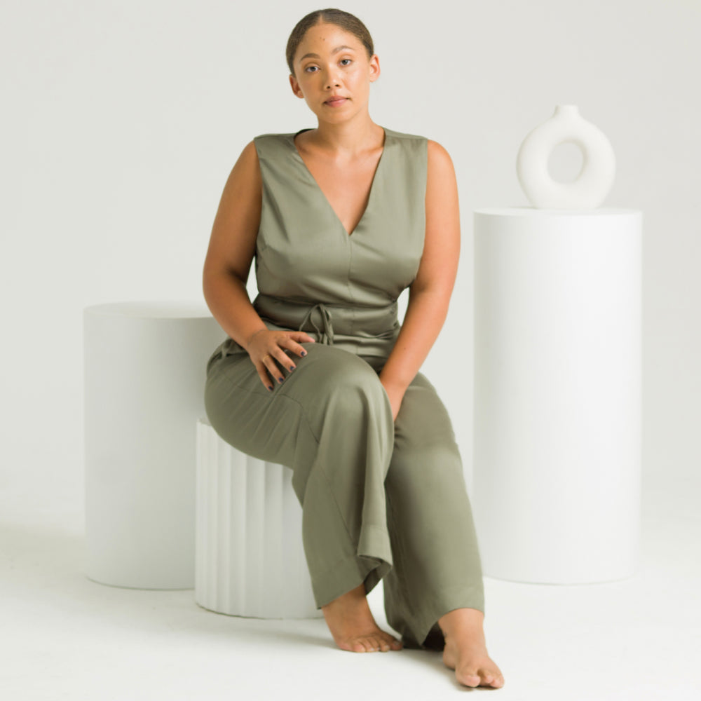  Sateen Jumpsuit by ettitude ettitude Perfumarie