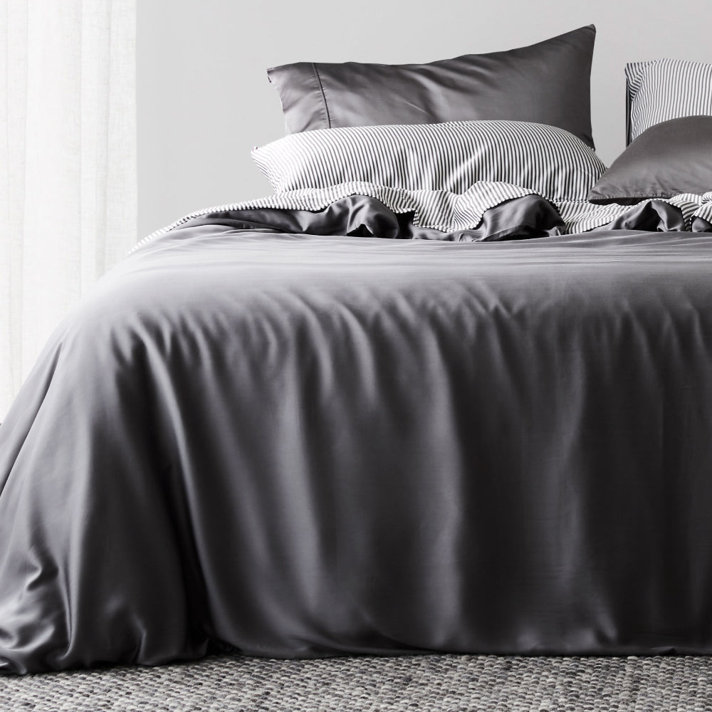  Sateen+ Duvet Cover by ettitude ettitude Perfumarie