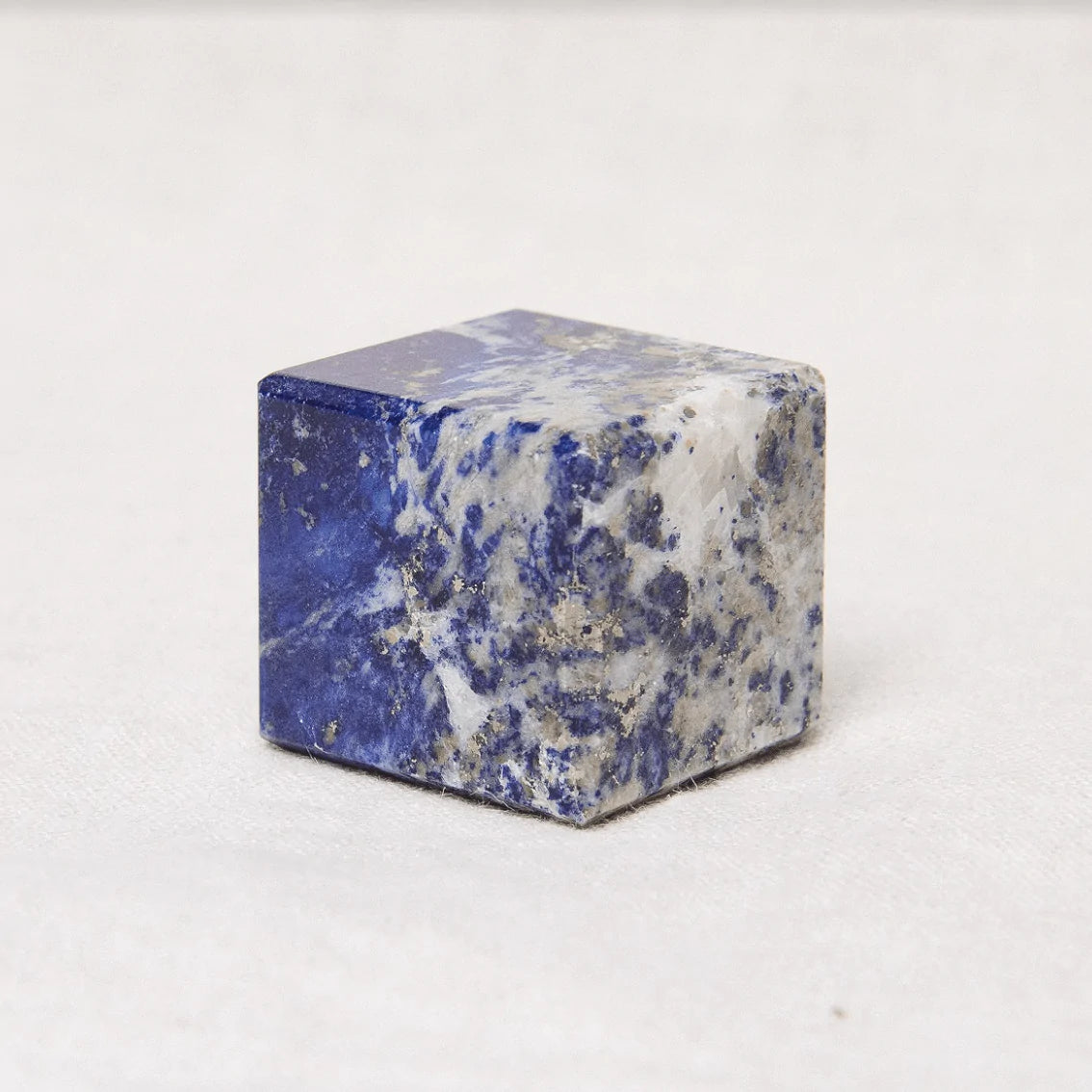  Lapis Lazuli Cube by Tiny Rituals Tiny Rituals Perfumarie