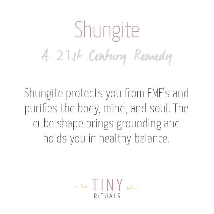  Shungite Worry Stone by Tiny Rituals Tiny Rituals Perfumarie