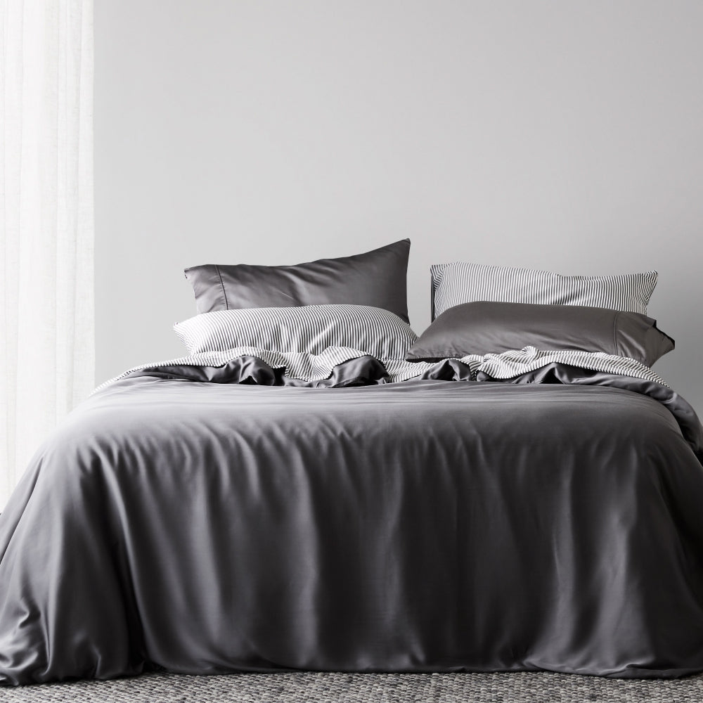  Signature Sateen Duvet Cover by ettitude ettitude Perfumarie