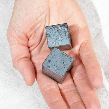  Hematite Cube by Tiny Rituals Tiny Rituals Perfumarie