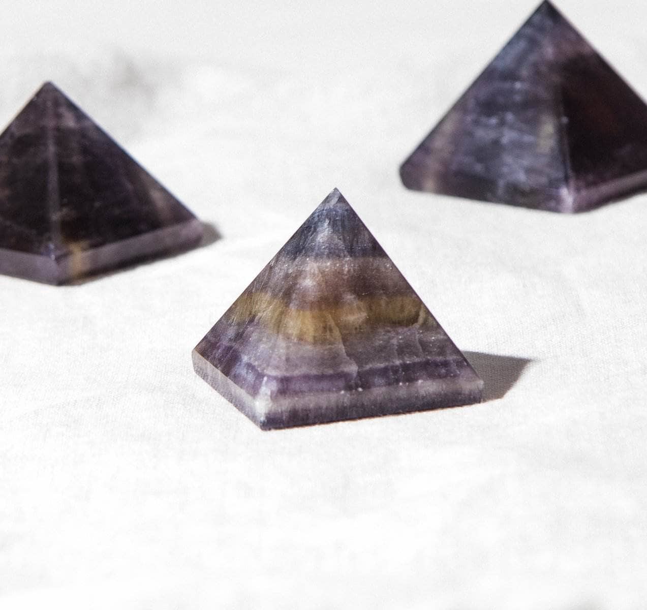  Purple Rainbow Fluorite Pyramid by Tiny Rituals Tiny Rituals Perfumarie