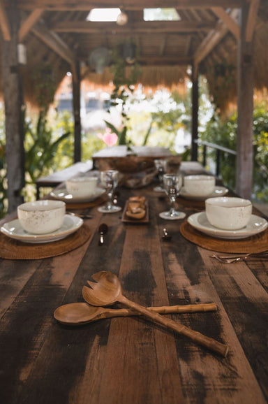  BAMBOO HANDLE SERVING TONGS POPPY + SAGE Perfumarie