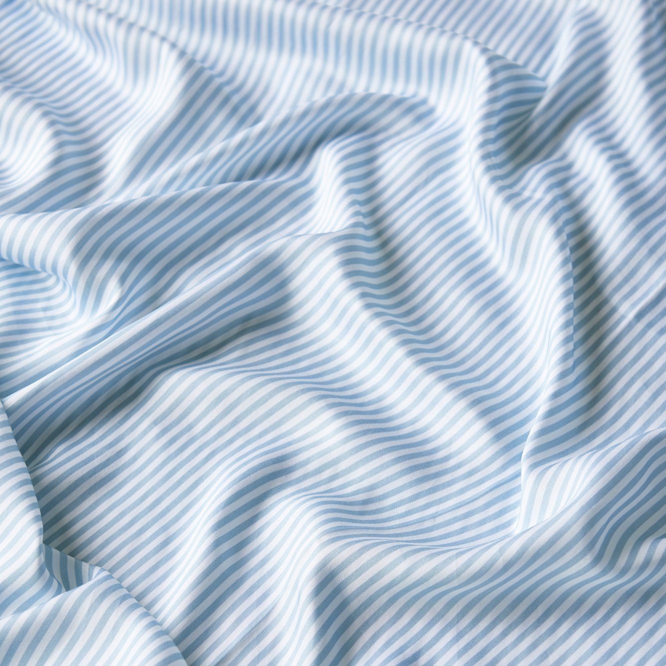  Signature Sateen Duvet Cover by ettitude ettitude Perfumarie