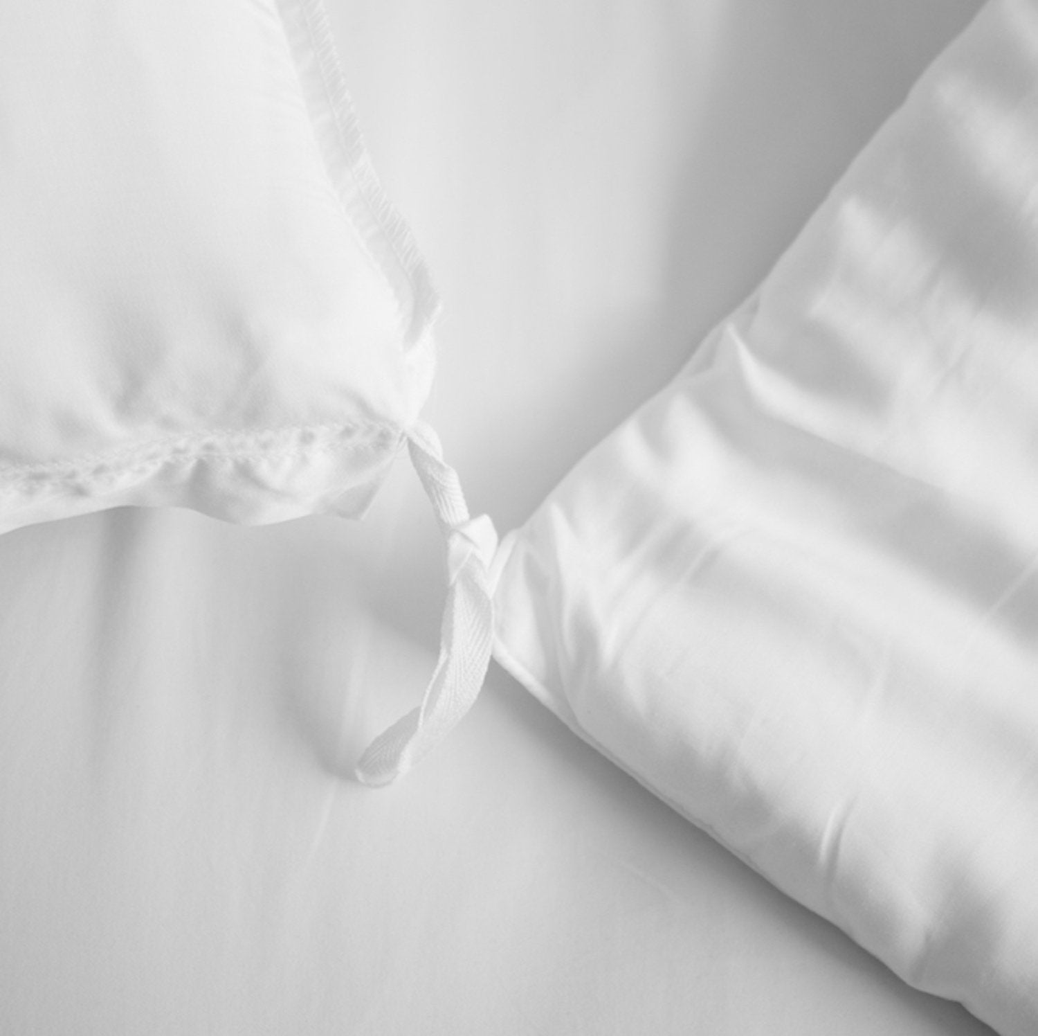  Signature Sateen Duvet Cover by ettitude ettitude Perfumarie