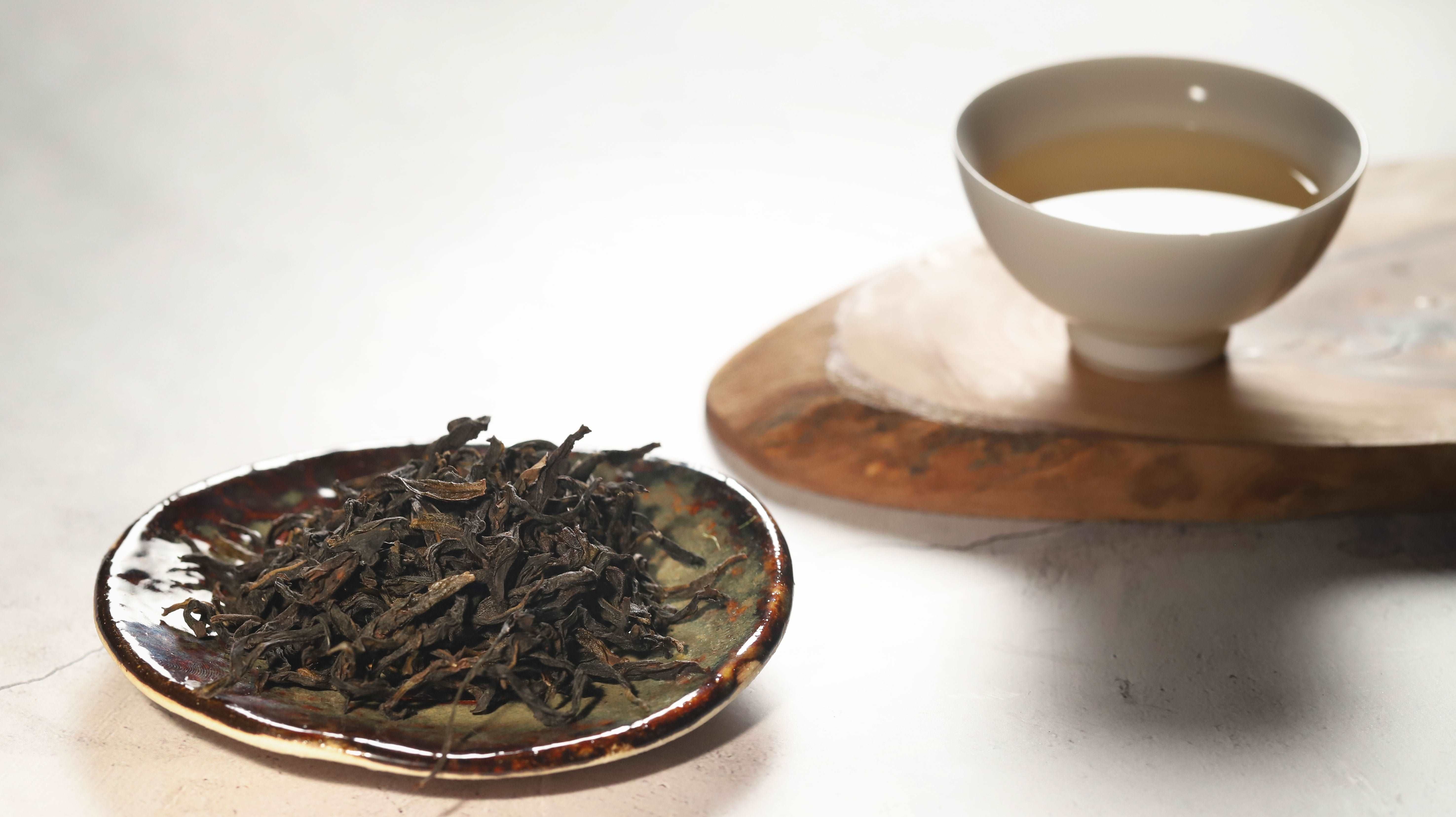  80-Year Old Bush Duckshit Oolong by Tea and Whisk Tea and Whisk Perfumarie