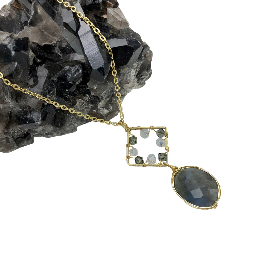  Labradorite Pendant Necklace by SLATE + SALT SLATE + SALT Perfumarie