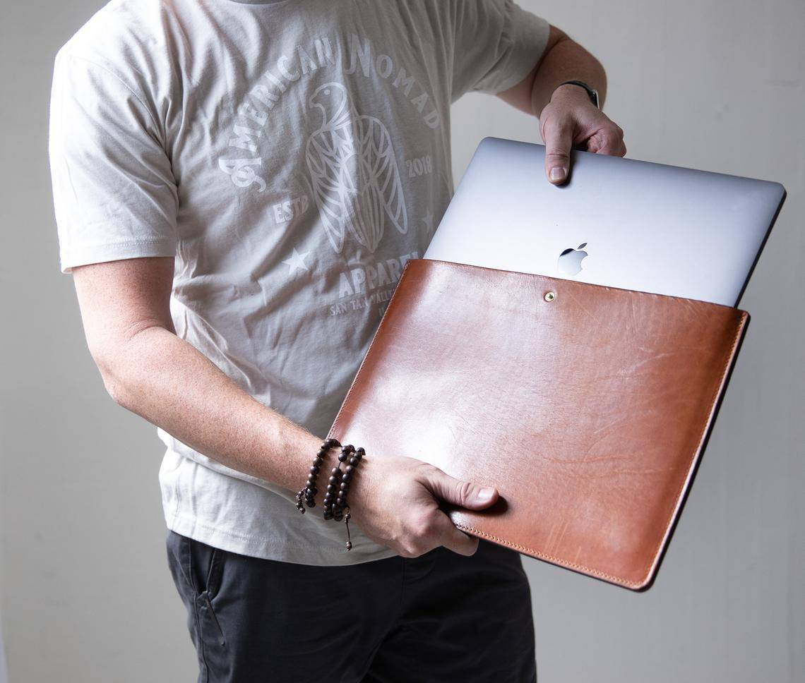  Leather Laptop Sleeve by Lifetime Leather Co Lifetime Leather Co Perfumarie