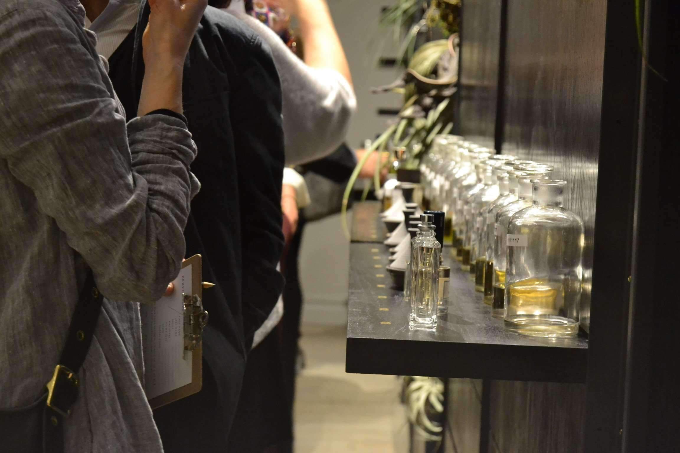  Perfumarie 18-180619 Perfumarie Perfumarie