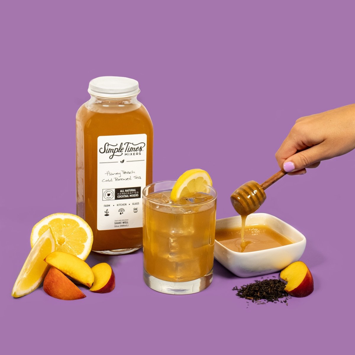 https://perfumarie.com/cdn/shop/products/simple-times-mixers-cocktail-mixers-honey-peach-cold-brewed-tea-515904_1200x1200.jpg?v=1678758571
