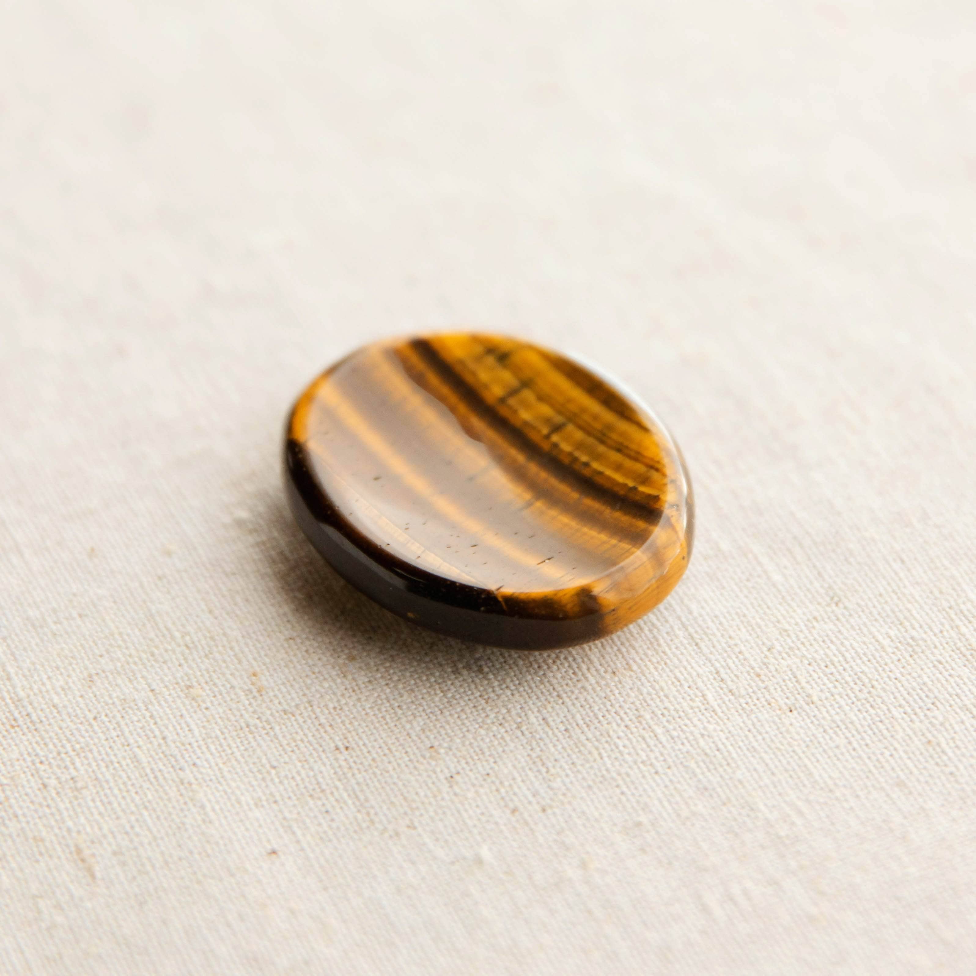  Tiger Eye Worry Stone by Tiny Rituals Tiny Rituals Perfumarie